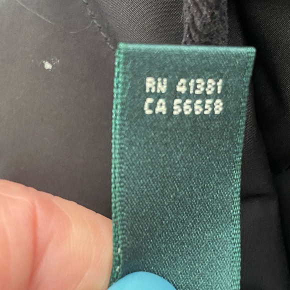 Ralph Lauren Monogram Crest Equestrian Quilted Reversible Vest - Picture 5 of 10